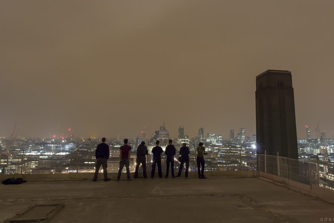 Adam X Urbex UE Urban Exploration London Rooftops High Night Photo Photography Skyline THM crane south bank thames shard walkie talkie st pails cathedral group shot team explorers