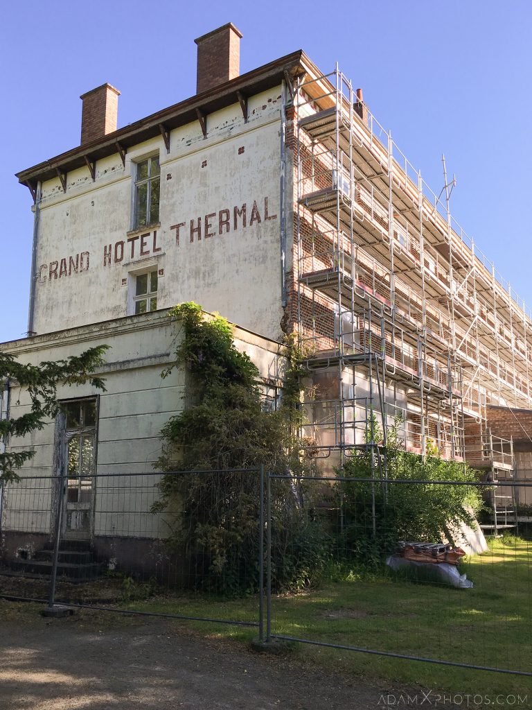 exterior external scaffolding grand hotel thermal Hotel Des Thermes Adam X Urban Exploration France Access 2017 Abandoned decay lost forgotten derelict location creepy haunting eerie