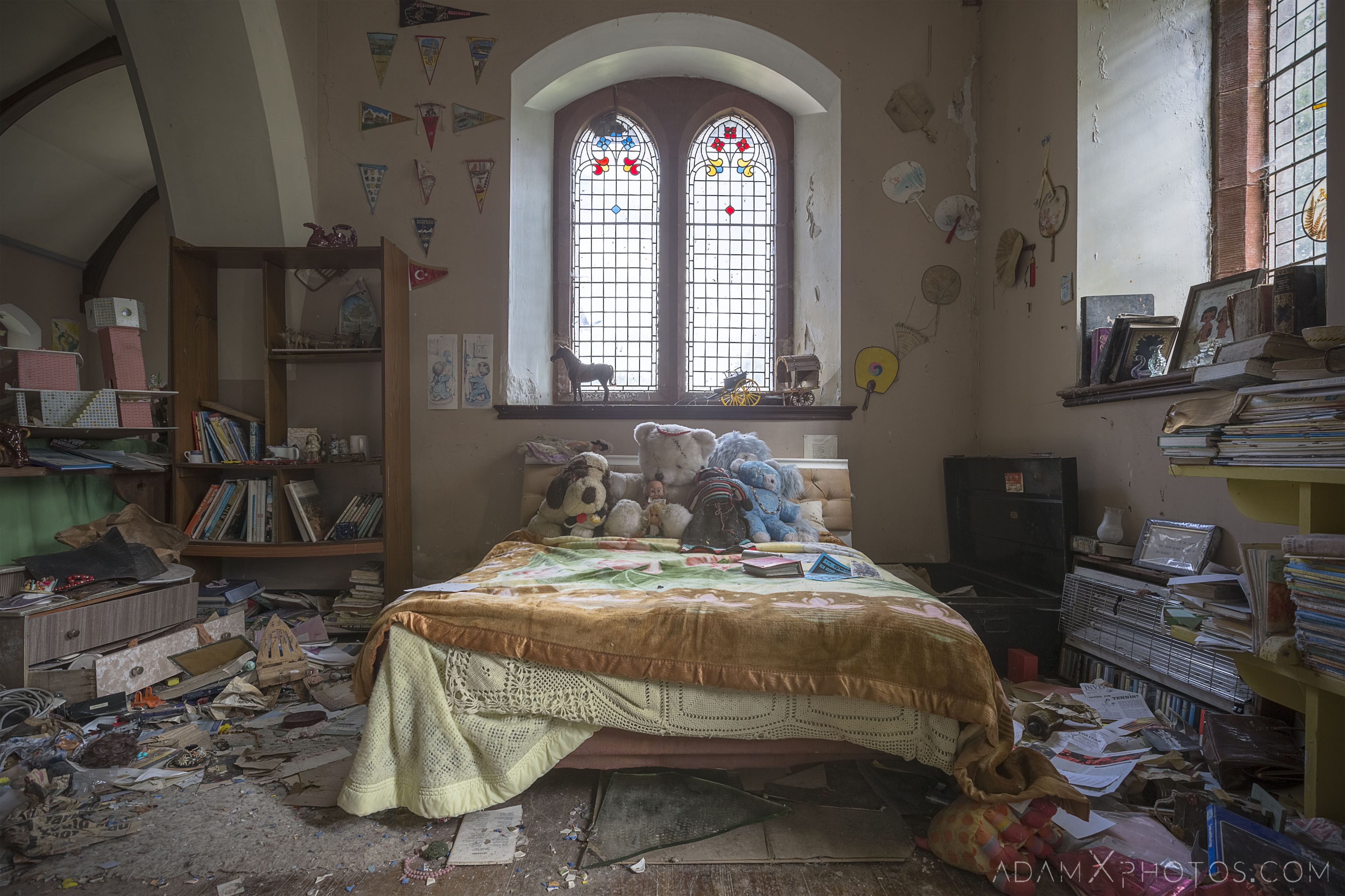 bed soft toys ornaments books stained glass windows Elvanfoot Parish Church Hoarder Hoarders Church Adam X Urbex Urban Exploration Access 2018 Abandoned decay lost forgotten derelict location creepy haunting eerie