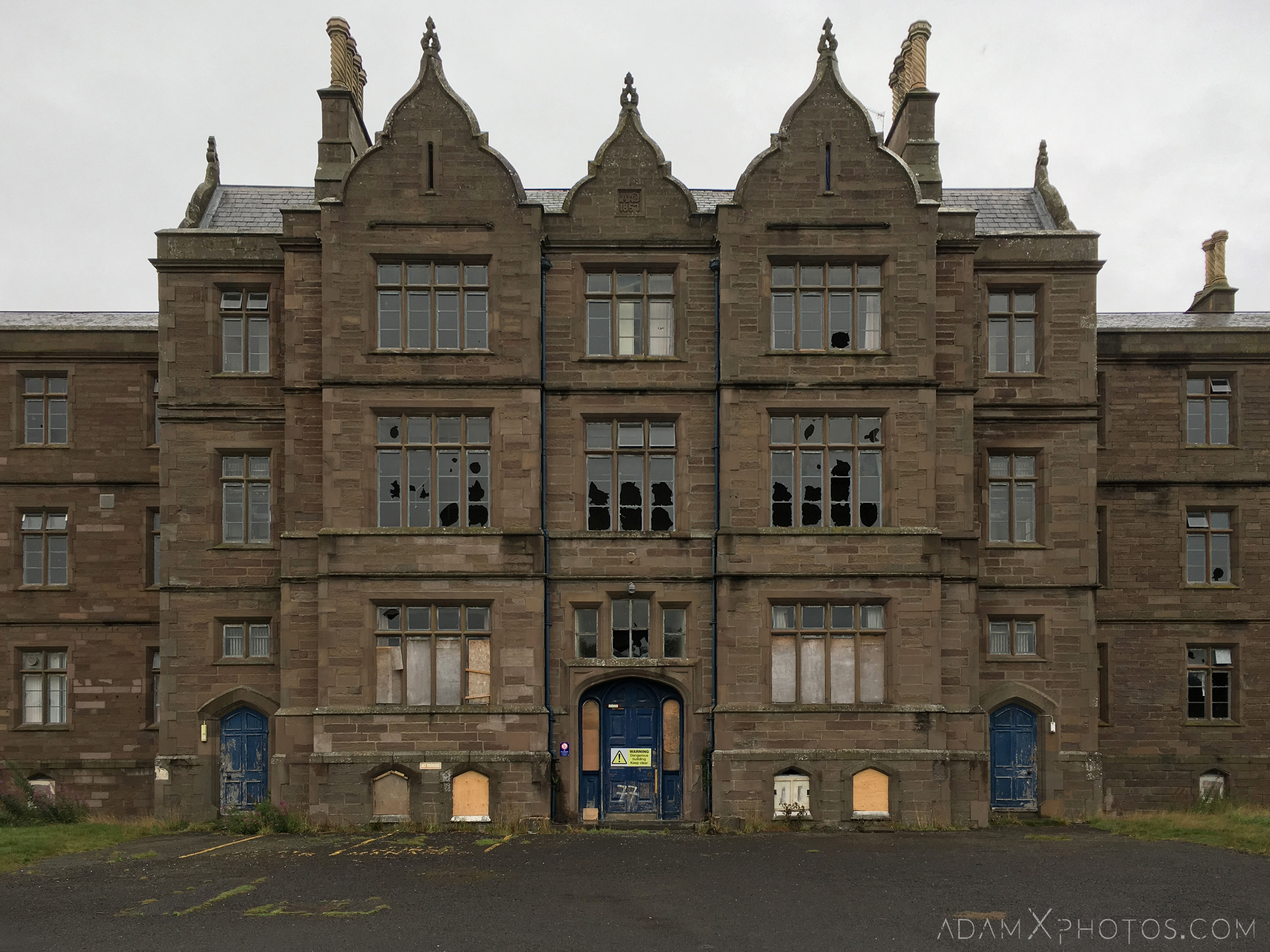Front view entrance Sunnyside Royal Hospital Montrose Scotland Adam X Urbex Urban Exploration Access 2018 Abandoned decay ruins lost forgotten derelict location creepy haunting eerie