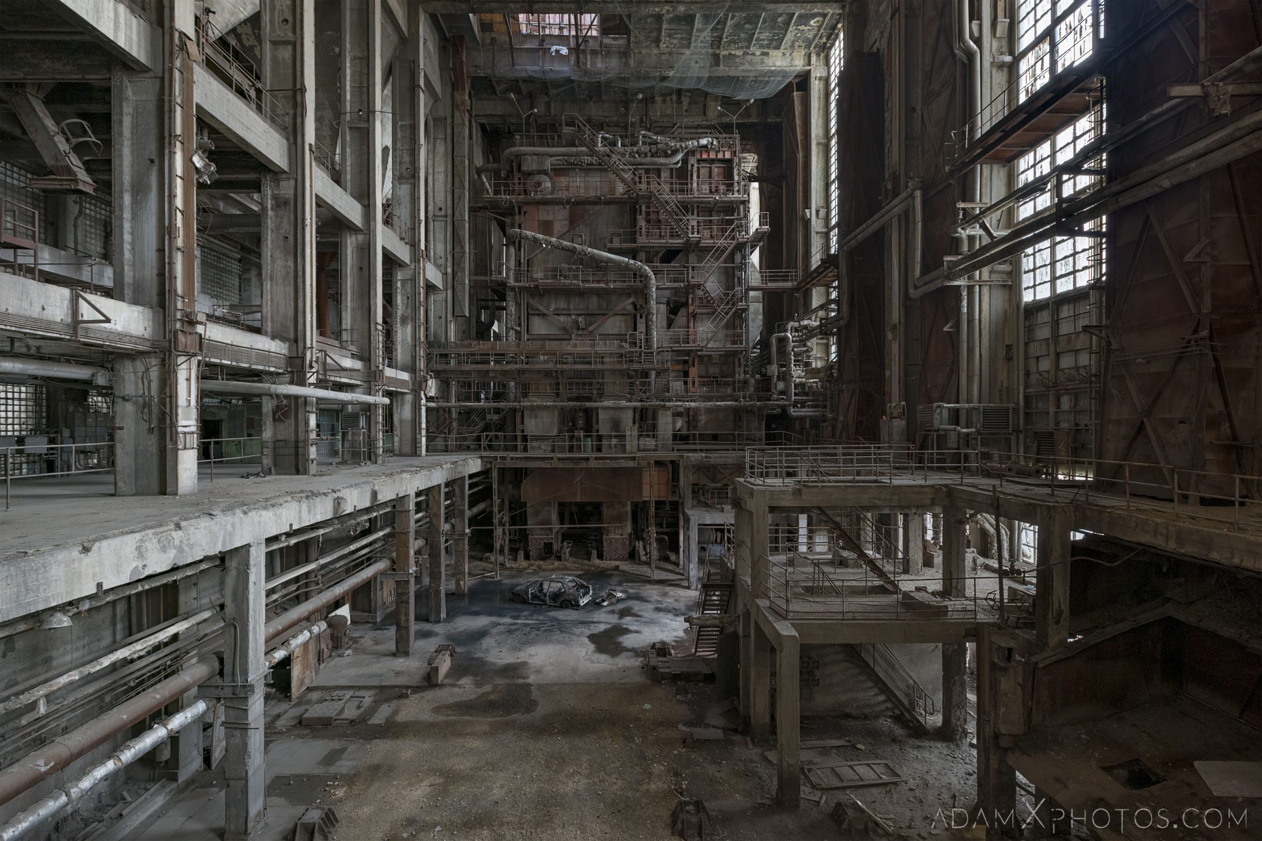 gantries pipes industry industrial rusty rusting Bladerunner Blade Runner 2049 Powerplant Inota Shephard's Power Plant Hungary Adam X Urbex Urban Exploration Access 2018 Abandoned decay ruins lost forgotten derelict location creepy haunting eerie security